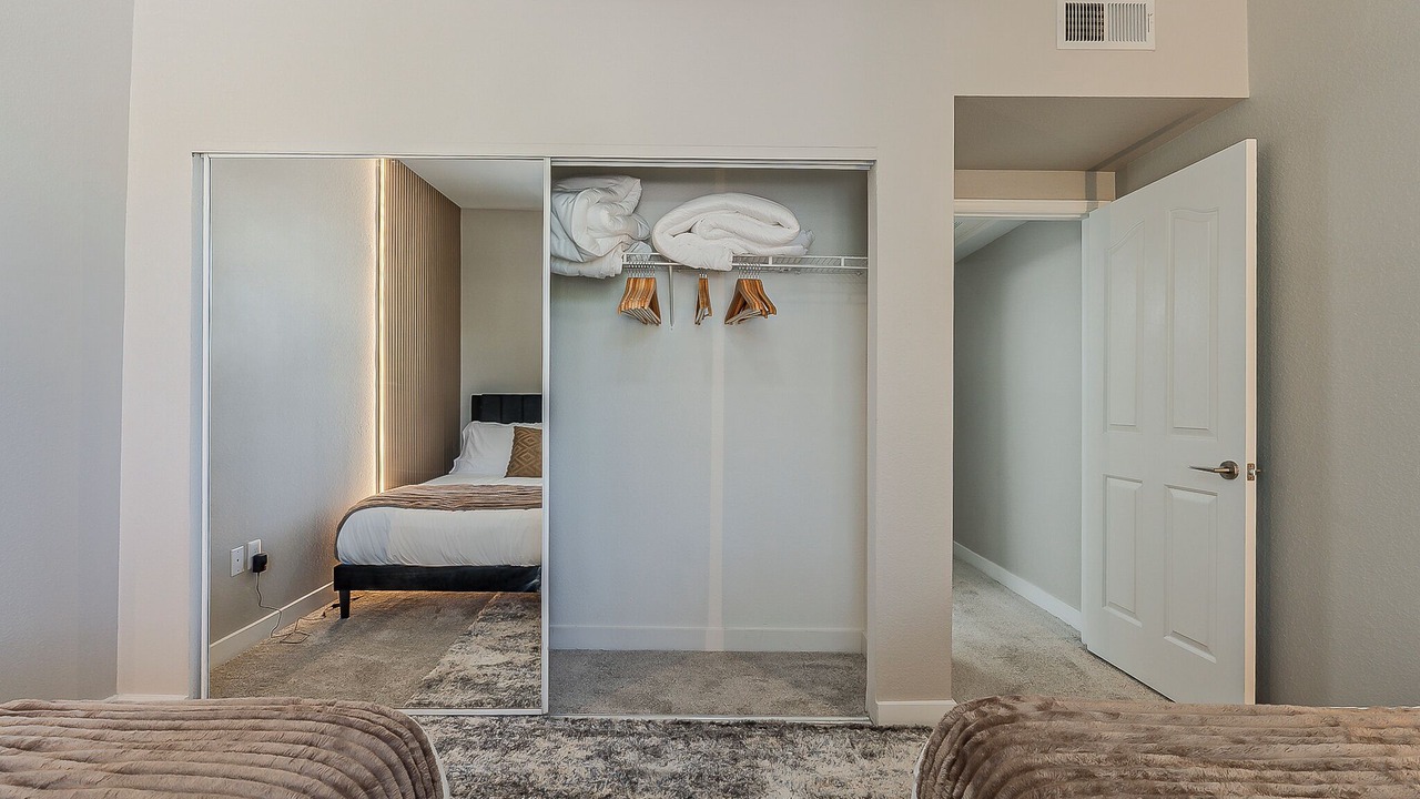 Photo of Bedroom in McDowell Mountain Apartments