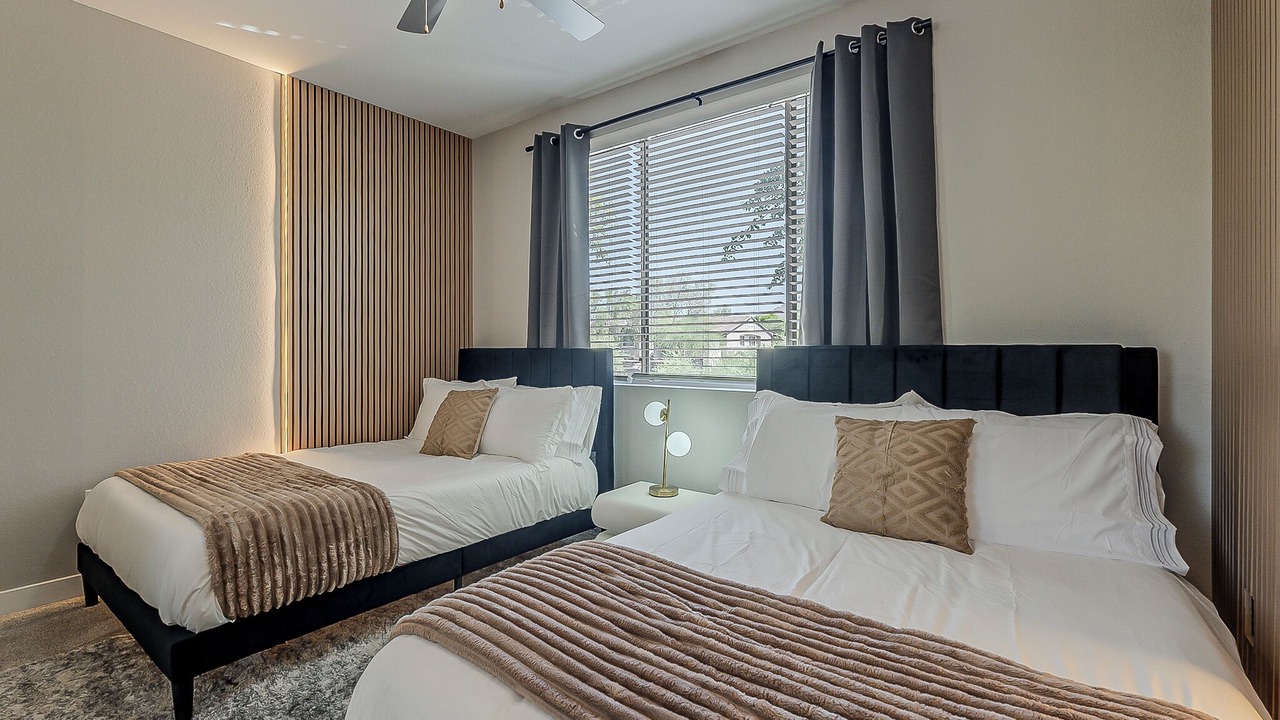 Photo of Bedroom in McDowell Mountain Apartments