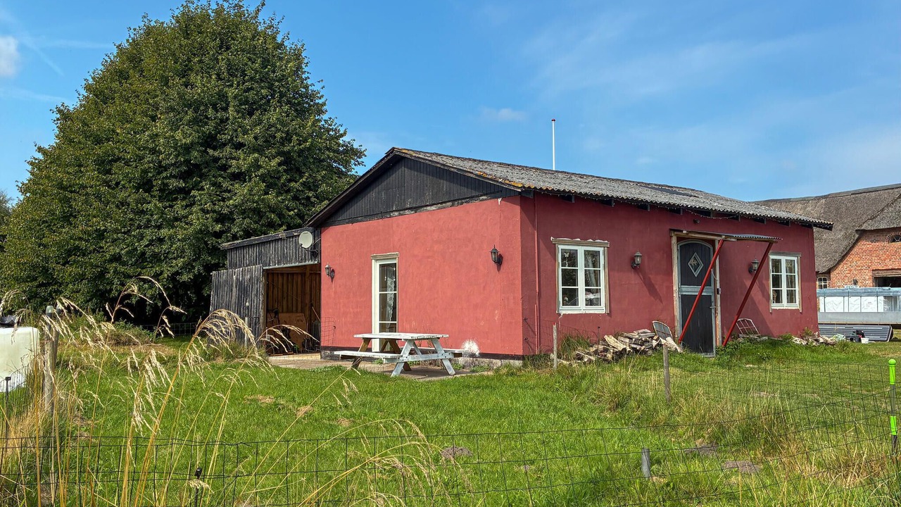 Photo of Others in Hojer