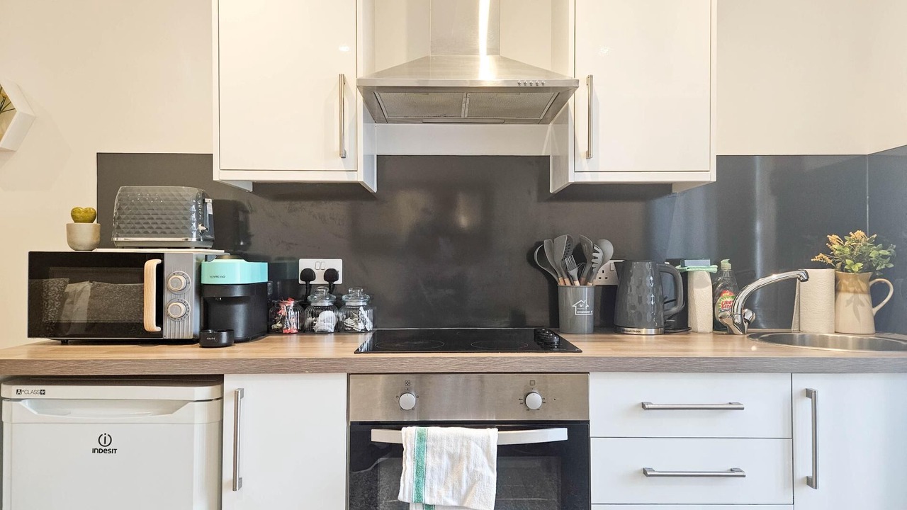 Photo of Others in Skewen