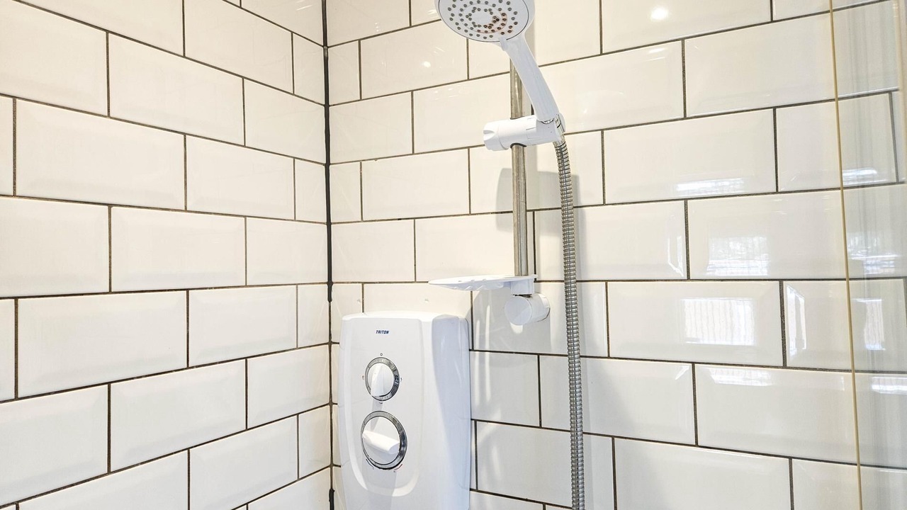 Photo of Others in Skewen