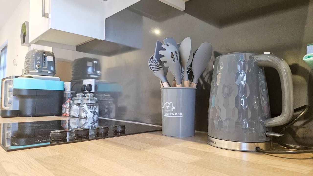 Photo of Others in Skewen