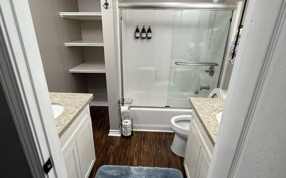 Photo of Bathroom in Port Bolivar