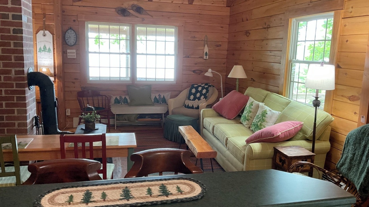 Photo of Livingroom in Weeks Mills