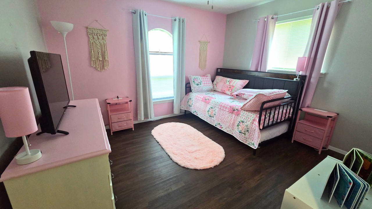 Photo of Bedroom in Bellmead
