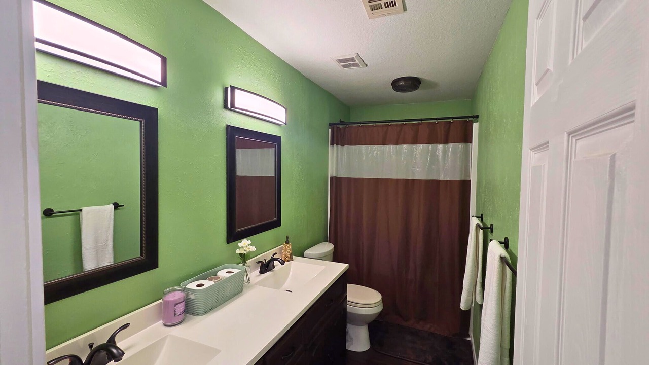 Photo of Bathroom in Bellmead