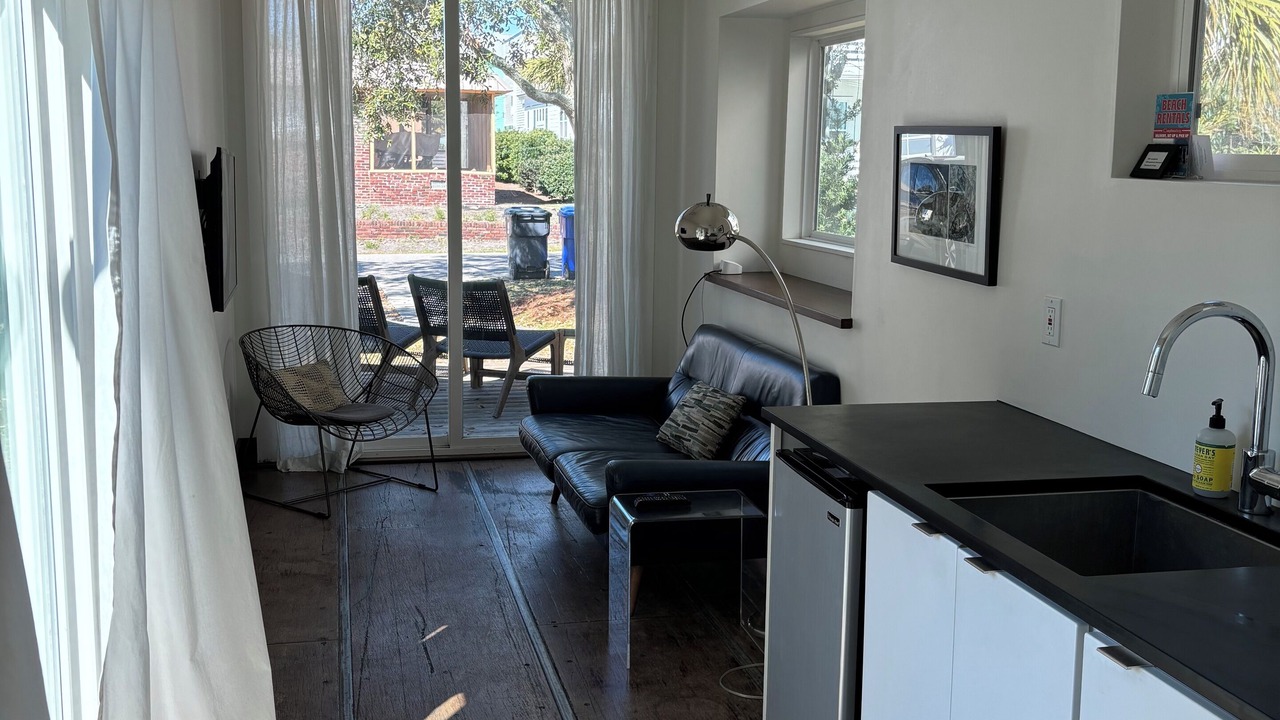 Photo of Livingroom in Wilmington Beach