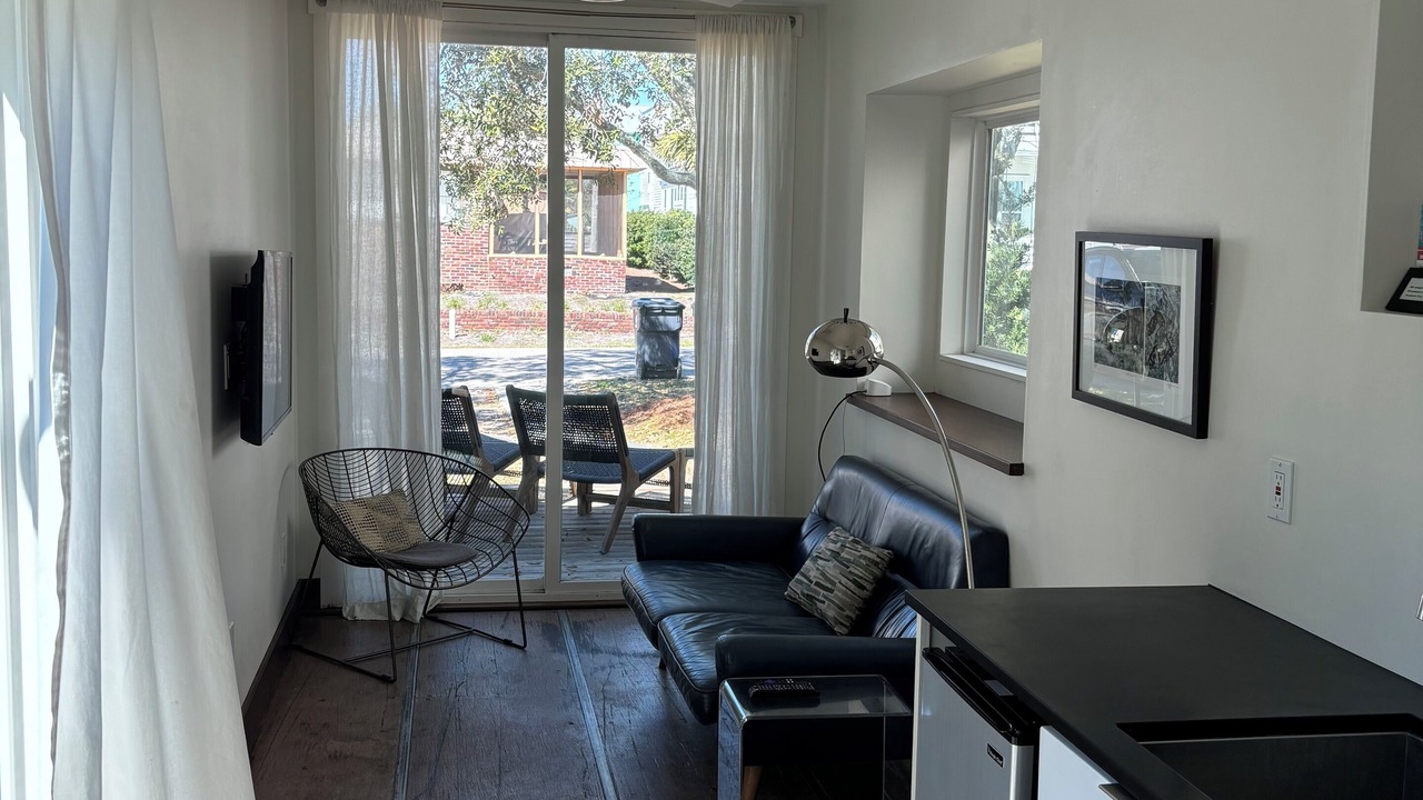 Photo of Livingroom in Wilmington Beach