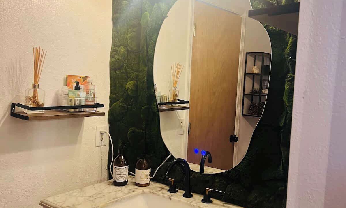Photo of Bathroom in Highlandville