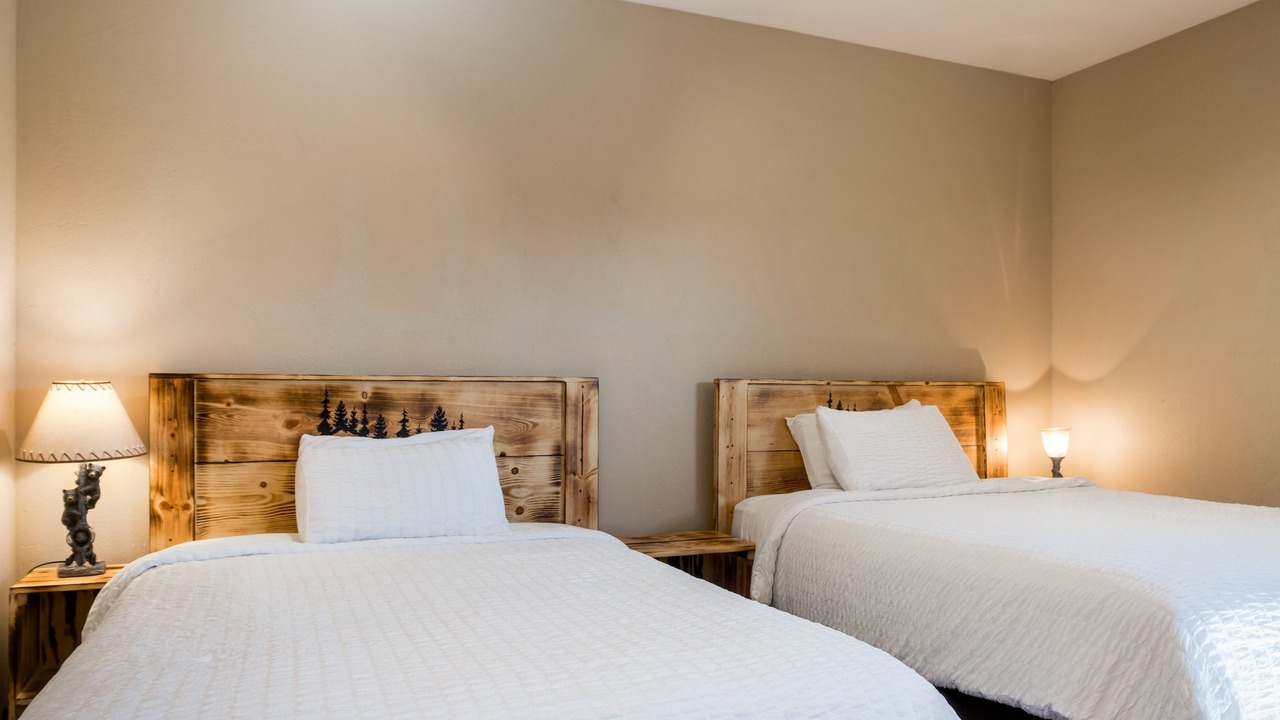 Photo of Bedroom in Eagle Nest