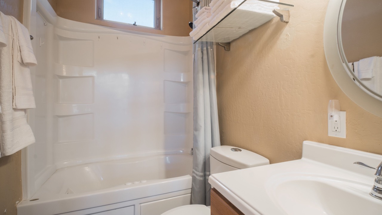 Photo of Bathroom in Eagle Nest