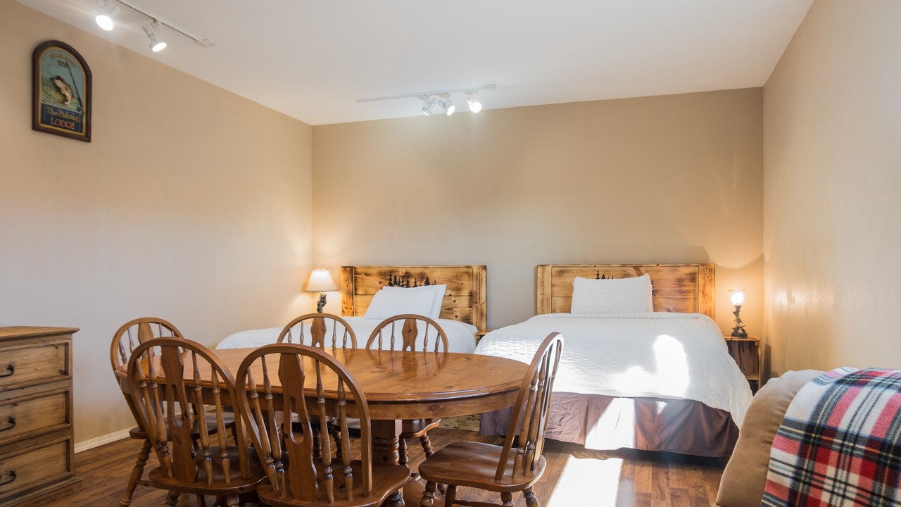Photo of Bedroom in Eagle Nest