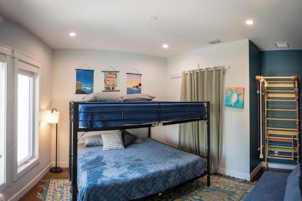 Photo of Bedroom in Gillespie Park