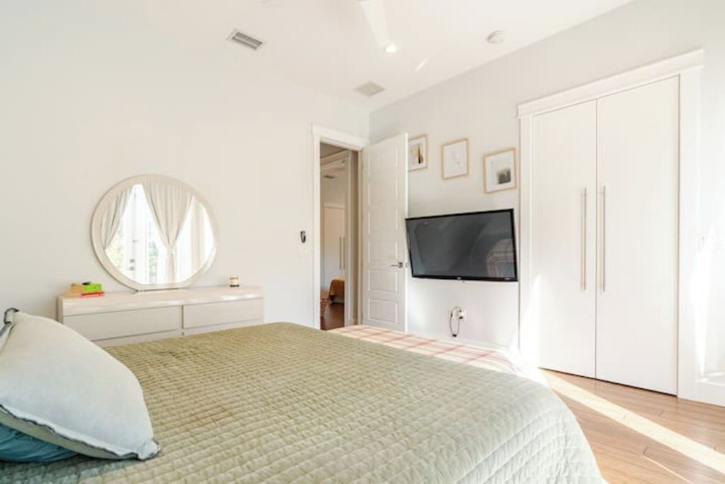 Photo of Bedroom in Gillespie Park