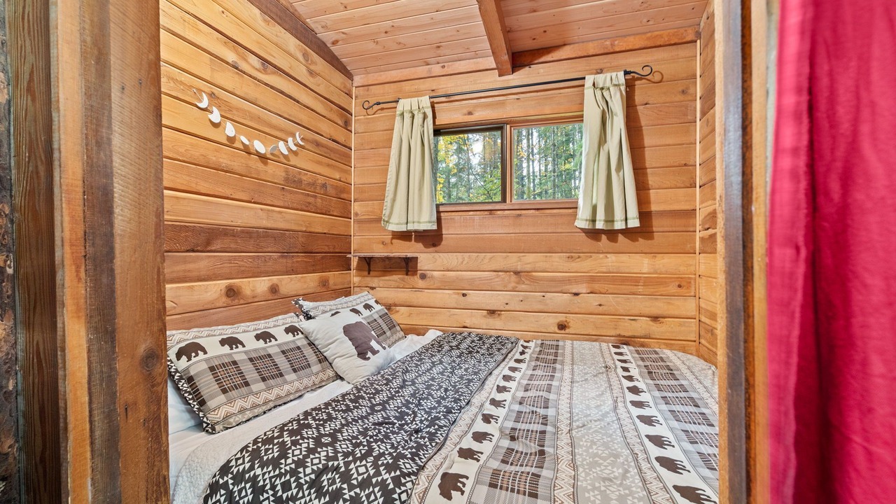 Photo of Bedroom in Brightwood
