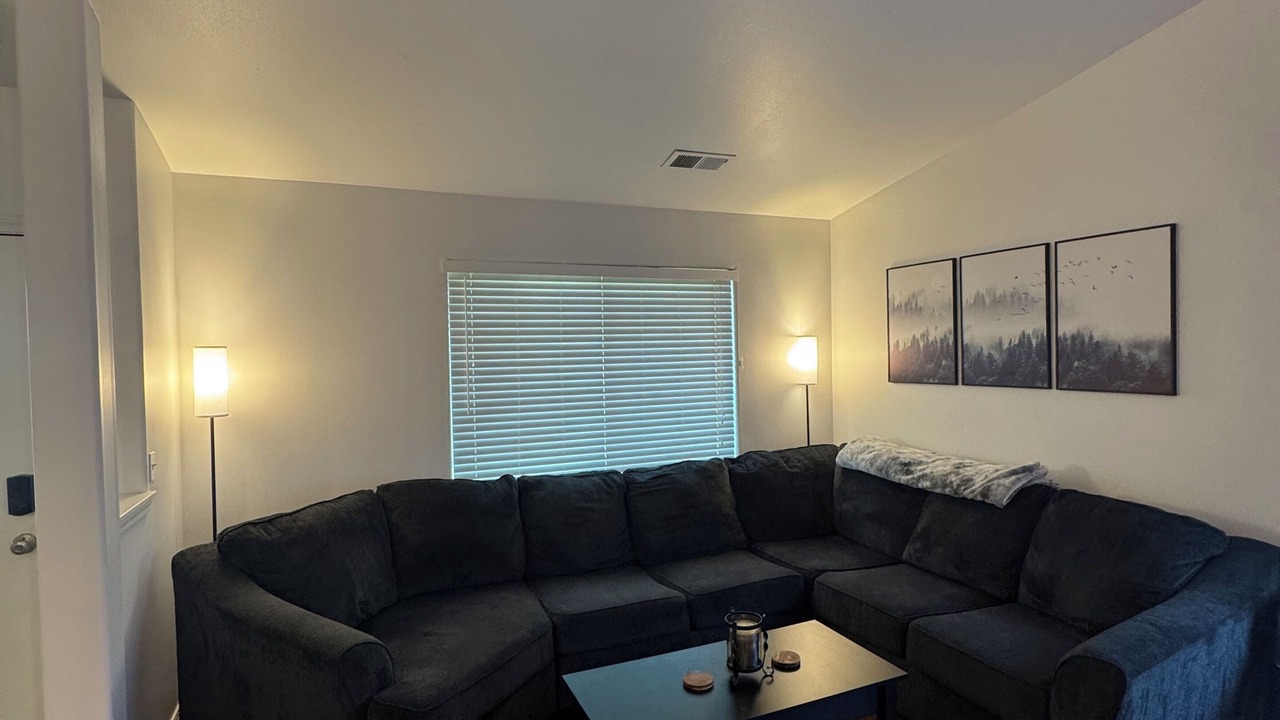 Photo of Livingroom in Ellensburg