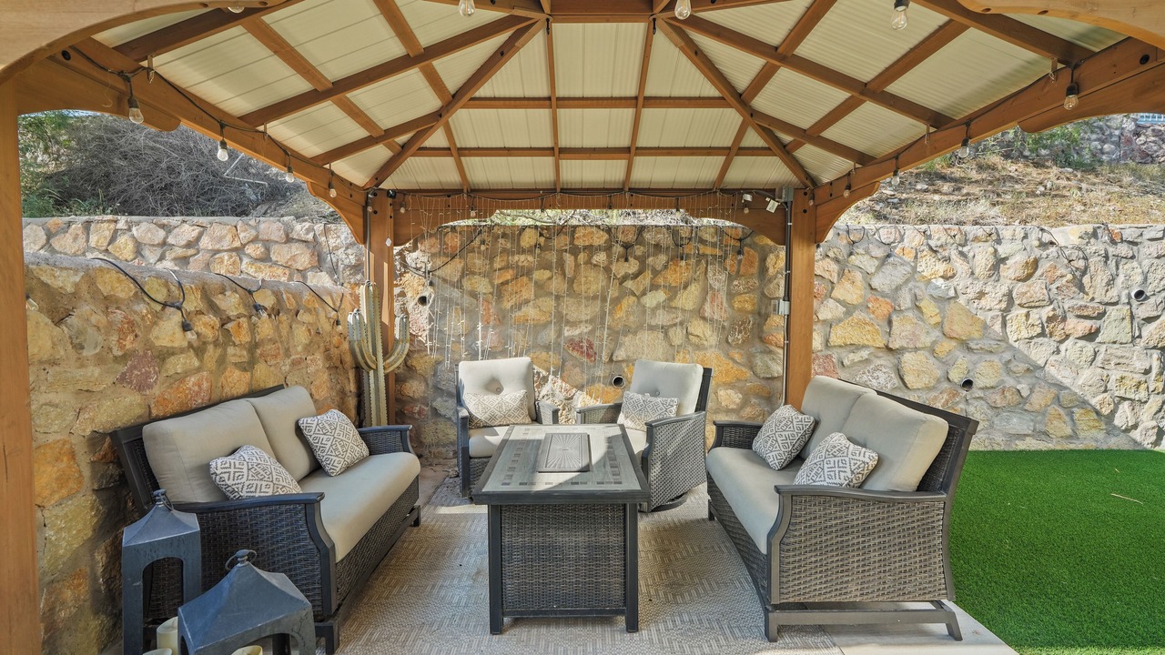 Photo of Patio Balcony in El Paso