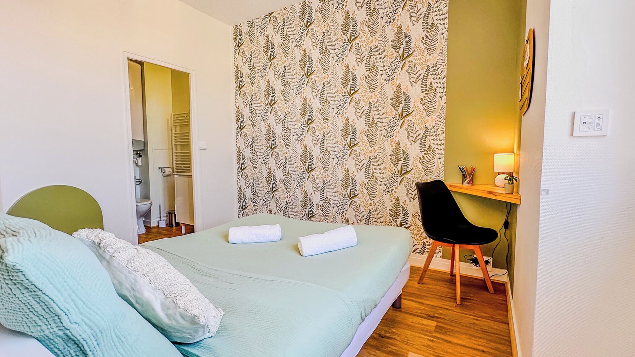 Photo of Bedroom in Pauillac