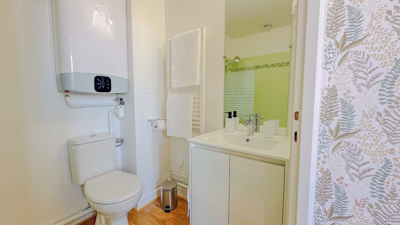 Photo of Bathroom in Pauillac