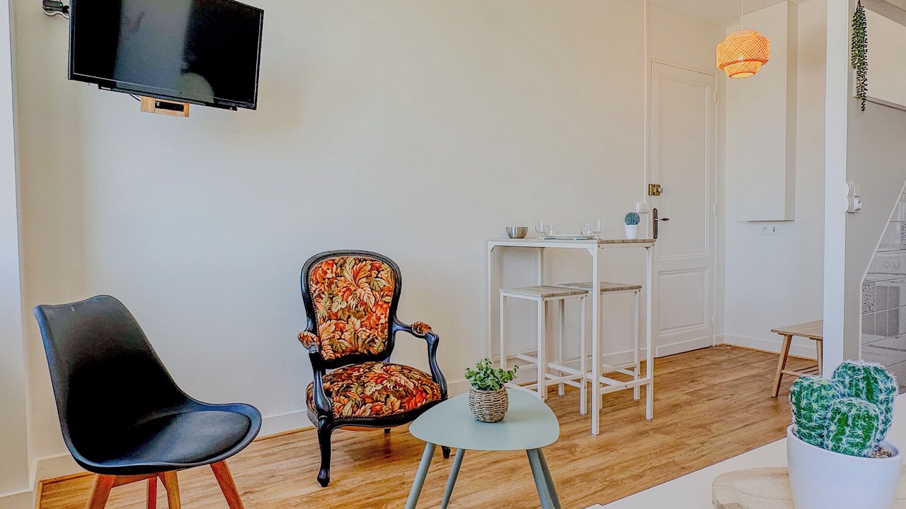 Photo of Others in Pauillac