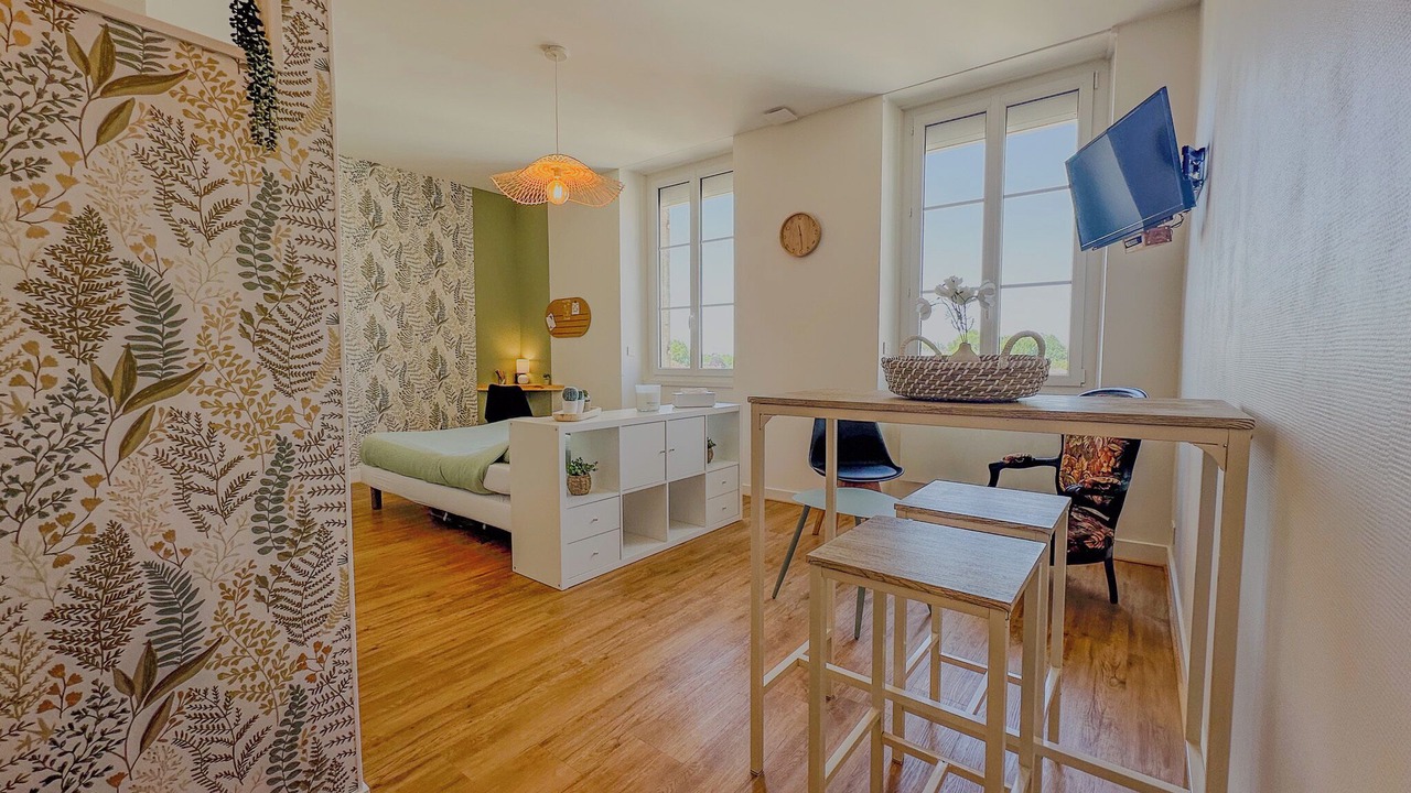 Photo of Bedroom in Pauillac