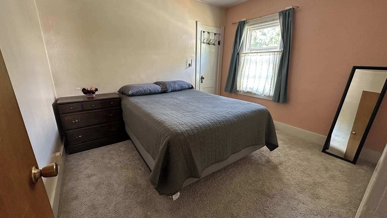 Photo of Bedroom in Laramie