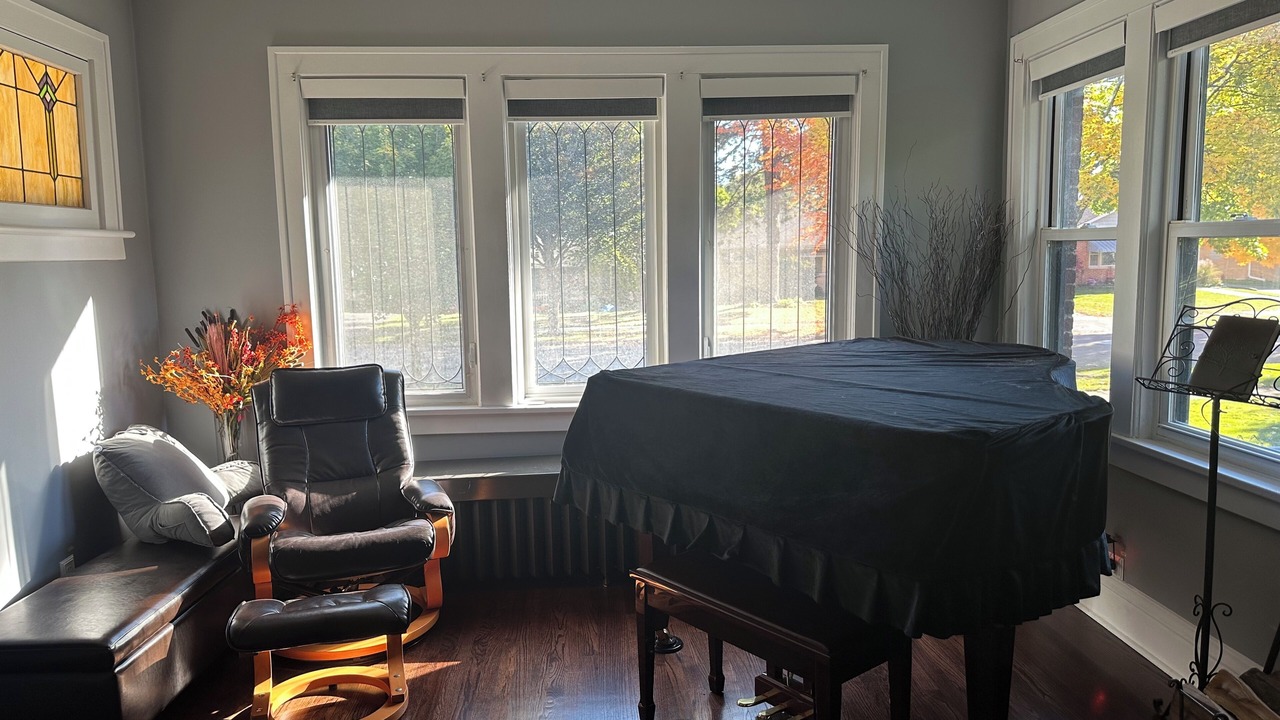 Photo of Bedroom in Lombard