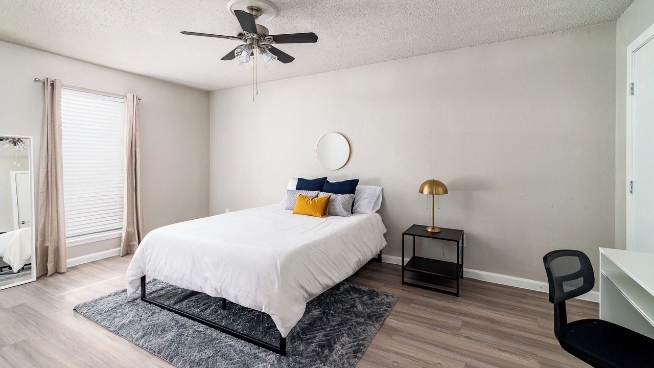 Photo of Bedroom in Triangle State