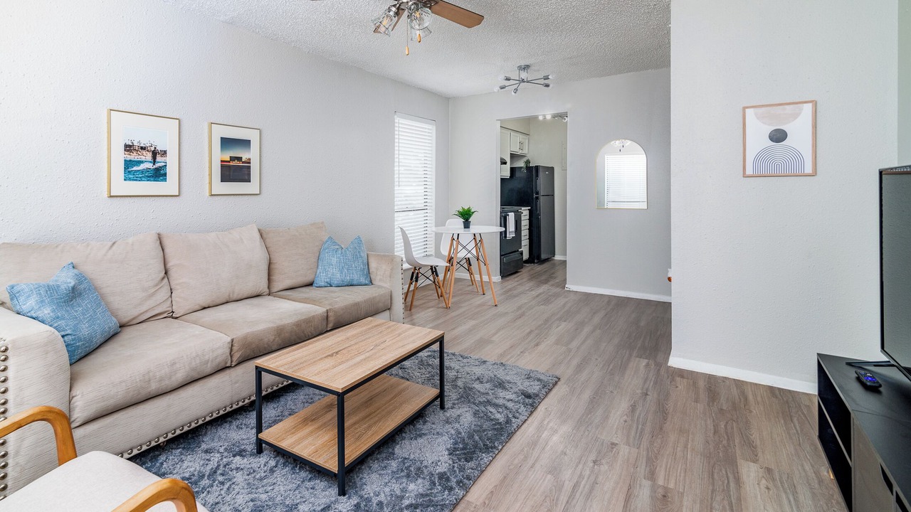 Photo of Livingroom in Triangle State