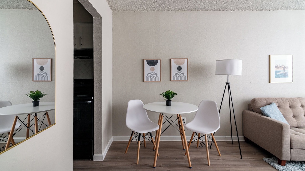 Photo of Livingroom in Triangle State