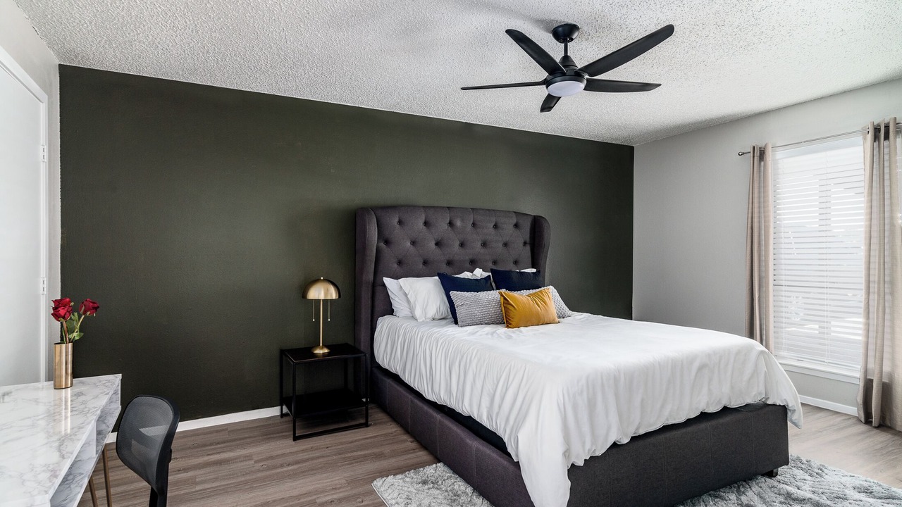 Photo of Bedroom in Triangle State