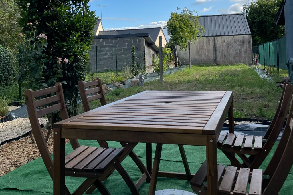 Photo of Outdoor in Saint-Georges-de-Reintembault
