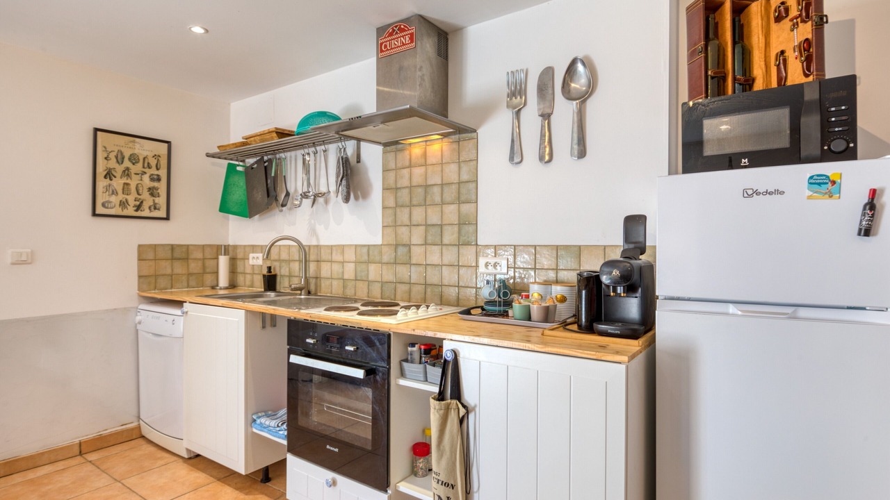 Photo of Kitchen in Villemagne-l'Argentiere