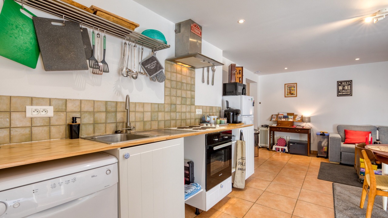 Photo of Kitchen in Villemagne-l'Argentiere