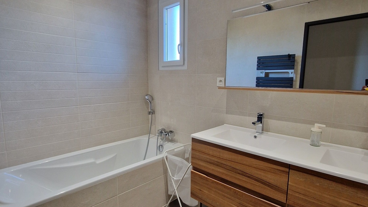 Photo of Bathroom in Serviers-et-Labaume