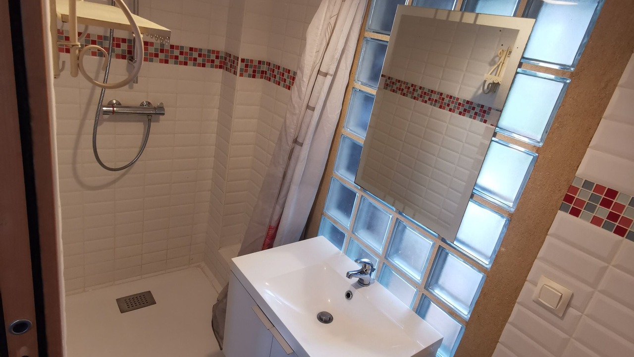 Photo of Bathroom in Cesson-Sevigne