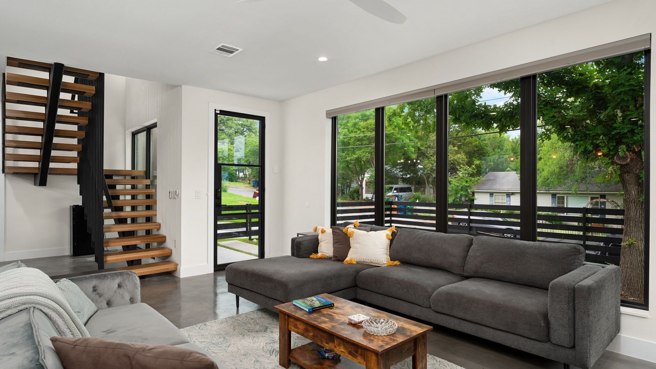 Photo of Livingroom in Riverside