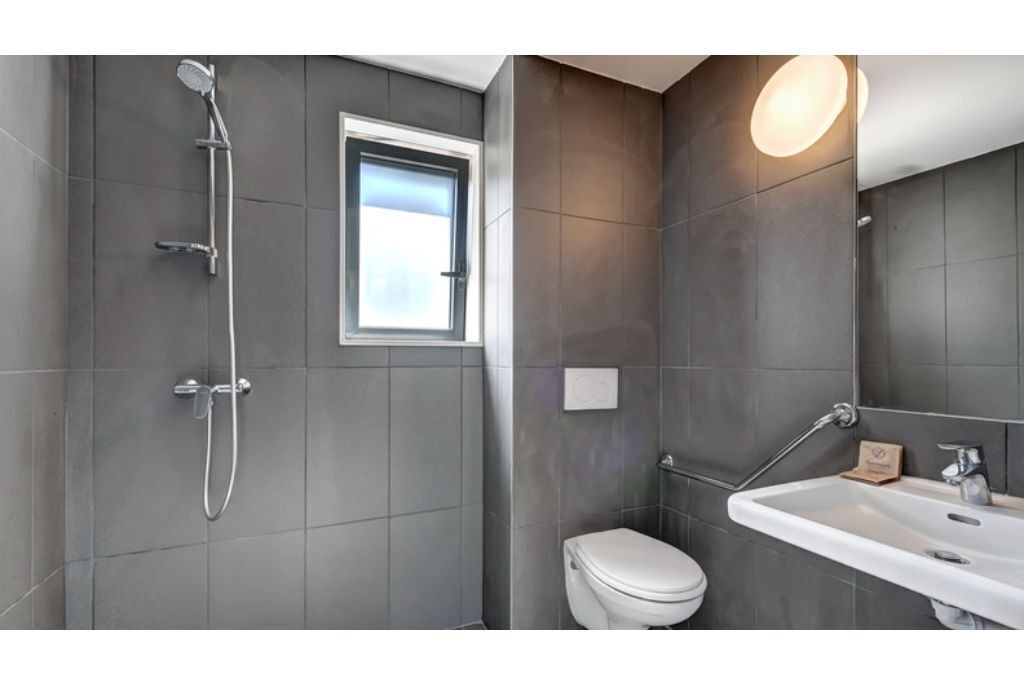 Photo of Bathroom in Motz
