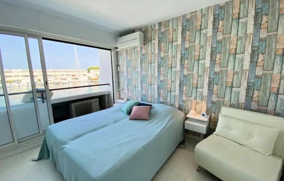 Photo of Bedroom in Le Grau-Du-Roi