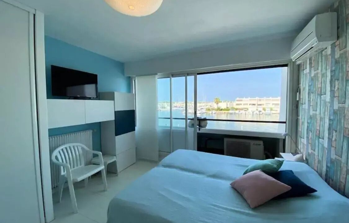 Photo of Bedroom in Le Grau-Du-Roi