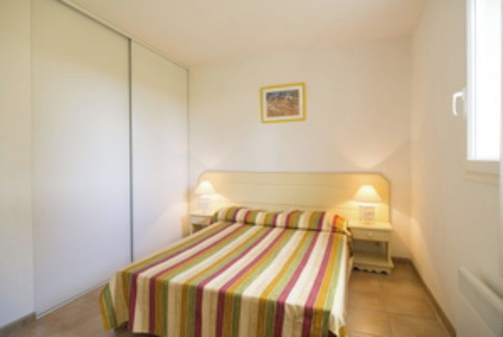 Photo of Bedroom in Homps