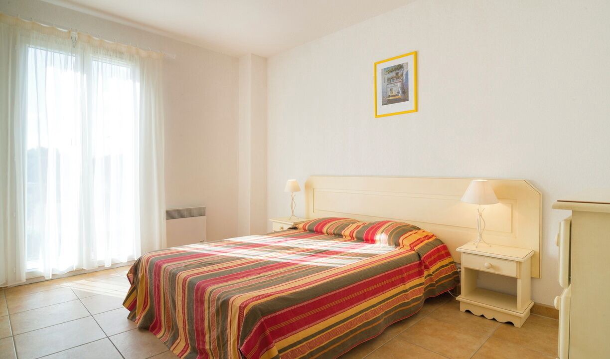 Photo of Bedroom in Homps