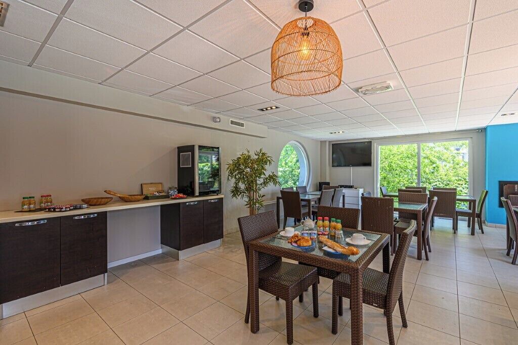 Photo of Others in Plescop