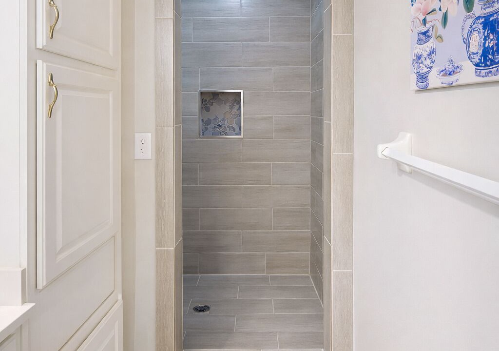 Photo of Bathroom in Gunter Afs