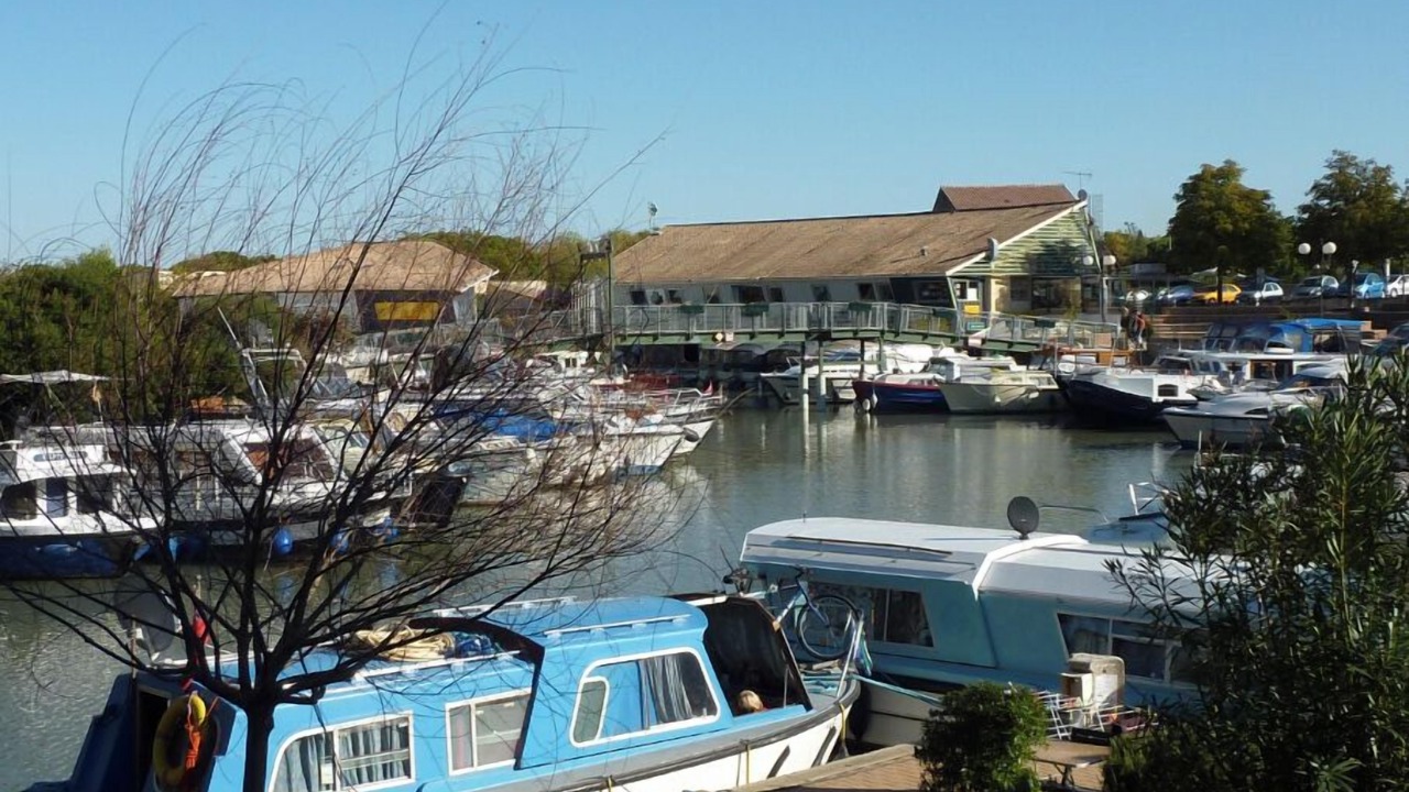 Photo of Others in Colombiers