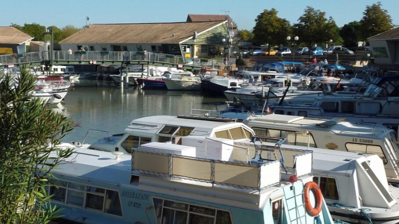 Photo of Others in Colombiers