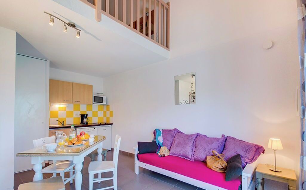 Photo of Livingroom in Colombiers