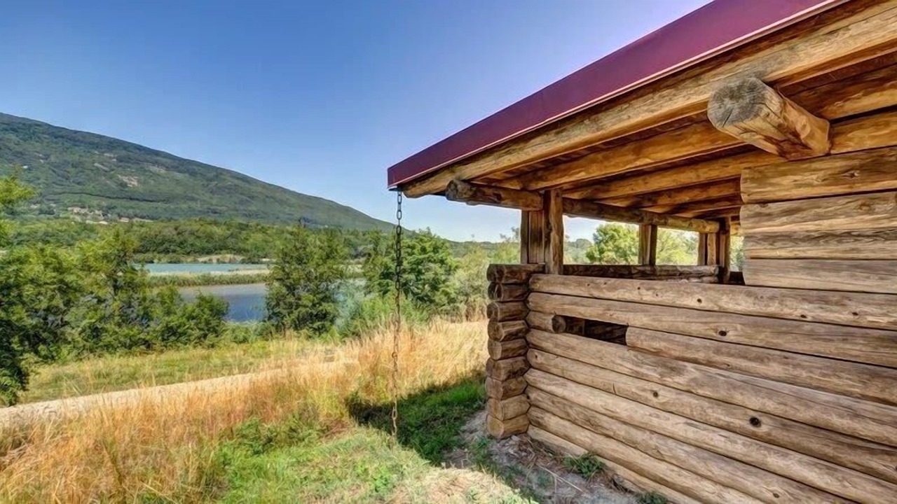 Photo of Outdoor in Motz