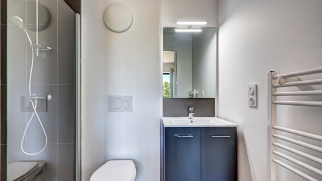 Photo of Bathroom in Motz