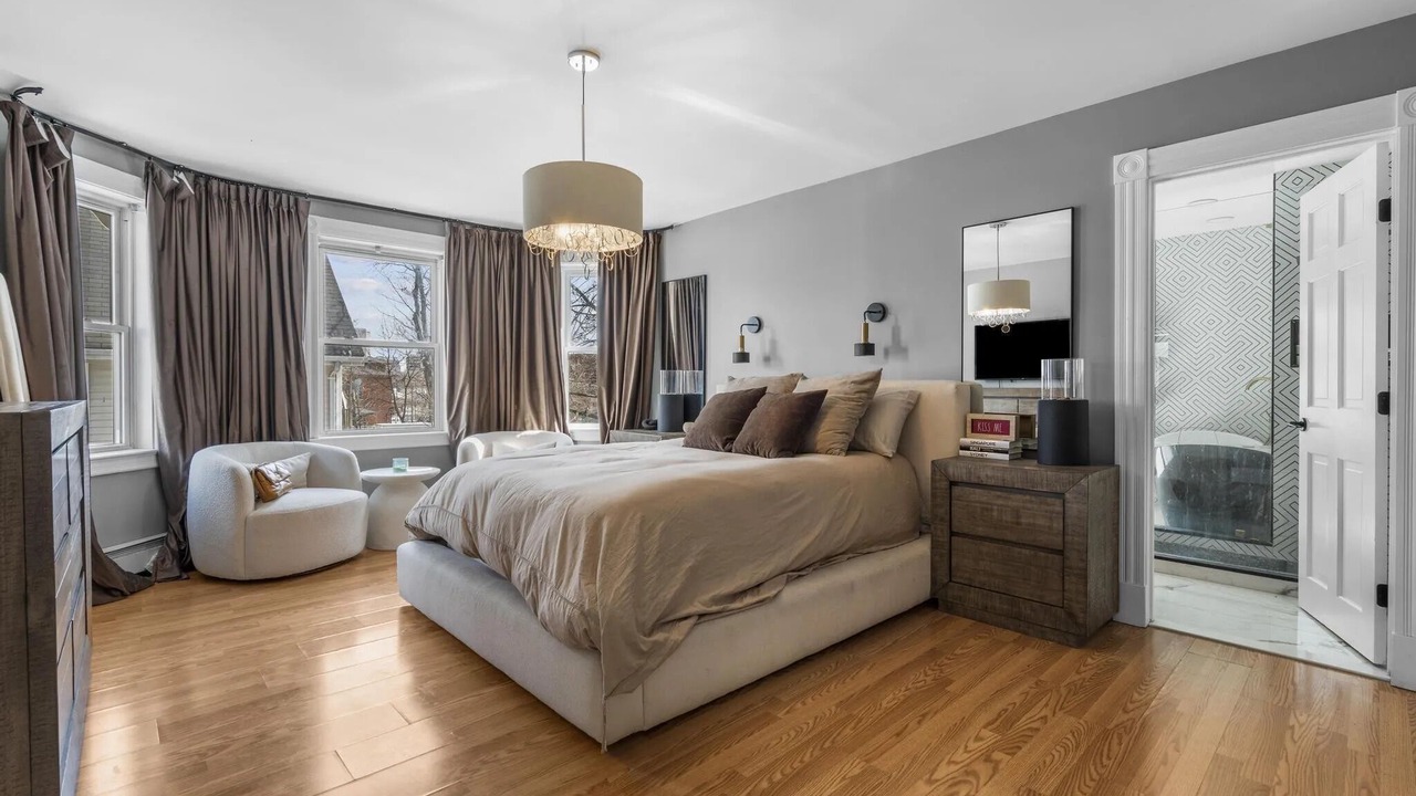 Photo of Bedroom in Asylum Hill